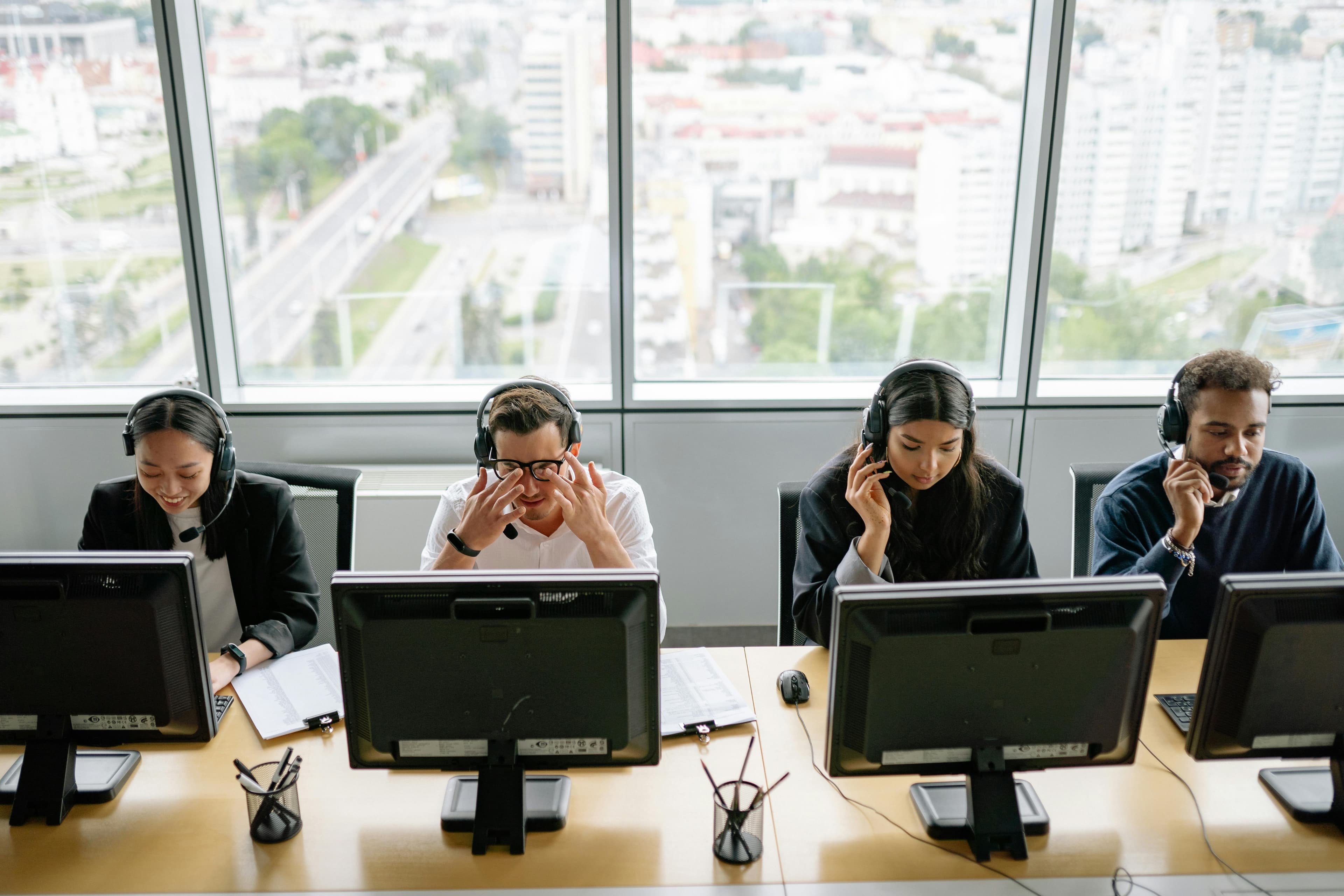 Building Resilient Operations: The Case for 24/7 IT Support